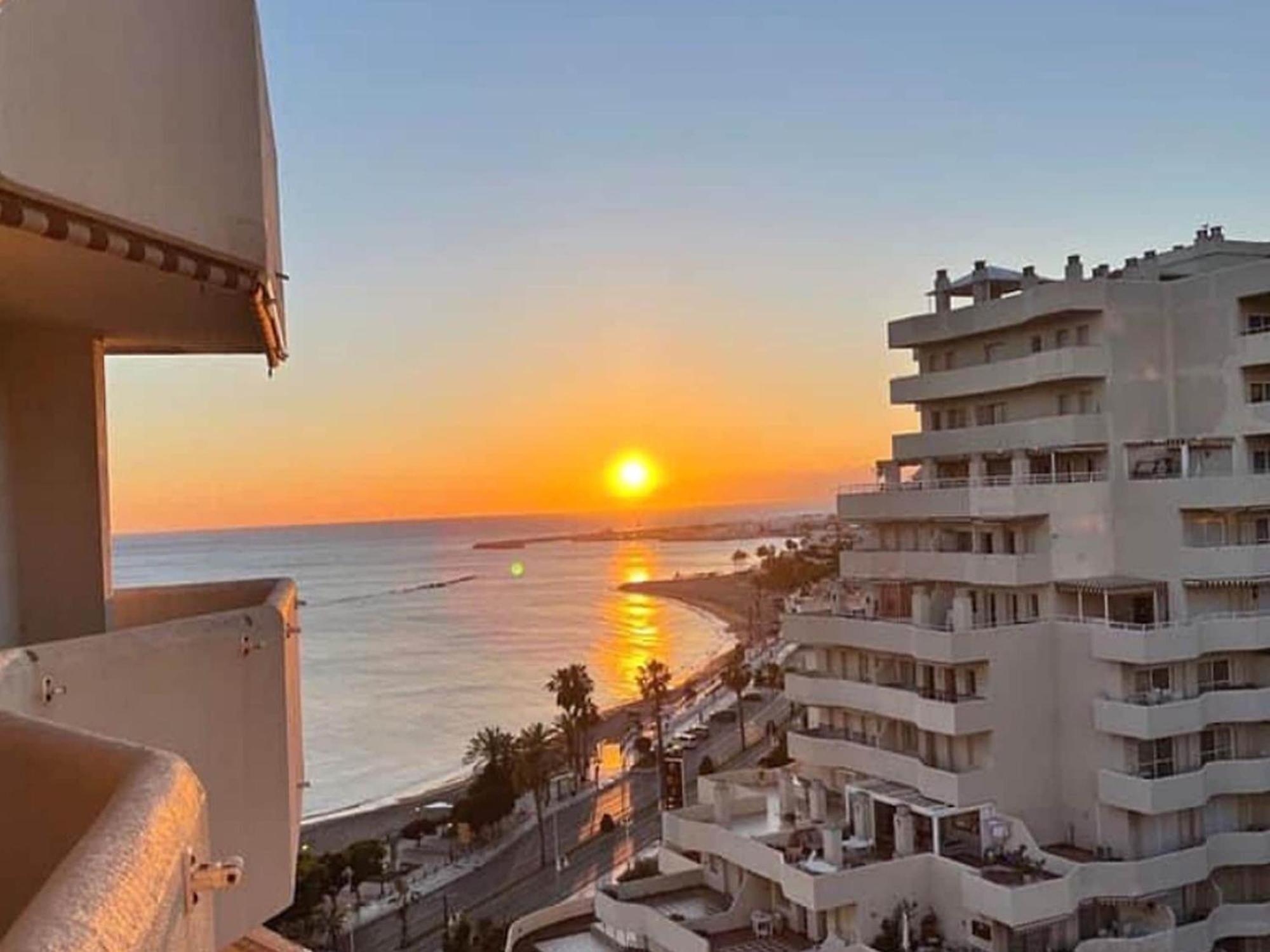 Cosy Apartment In Malaga Near The Sea Buitenkant foto