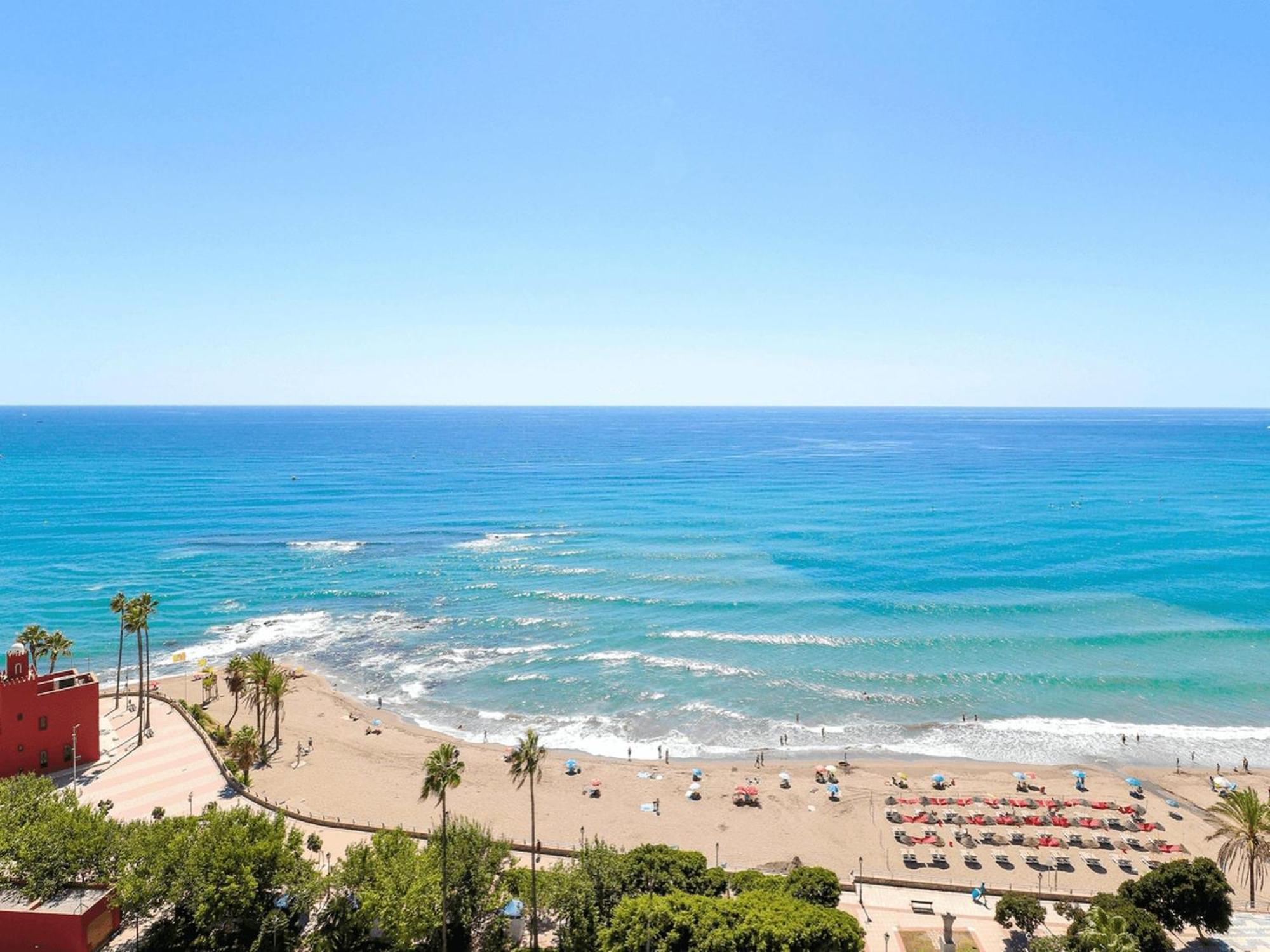 Cosy Apartment In Malaga Near The Sea Buitenkant foto