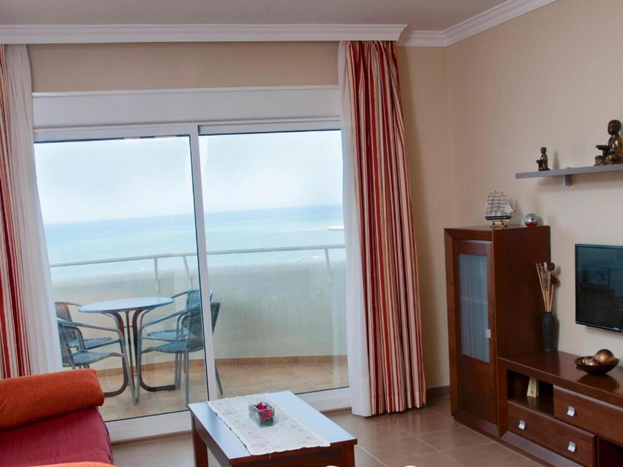 Cosy Apartment In Malaga Near The Sea Buitenkant foto